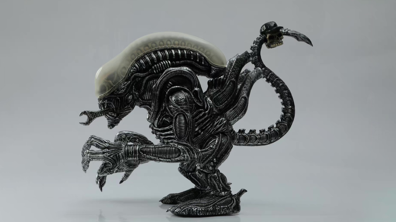 You are currently viewing Alien by James Groman x 52Toys