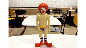 Read more about the article Attractive Ronald – Previous Glory by Wizard Cranium x UVD Toys