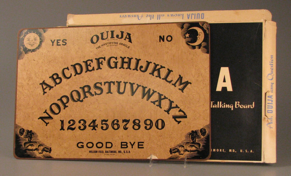 You are currently viewing The Contentious Ouija Board: Is It a Toy?