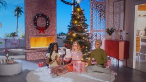 Read more about the article Deck the Halls with Pink: Barbie Stars in Verizon’s 2024 Vacation Marketing campaign