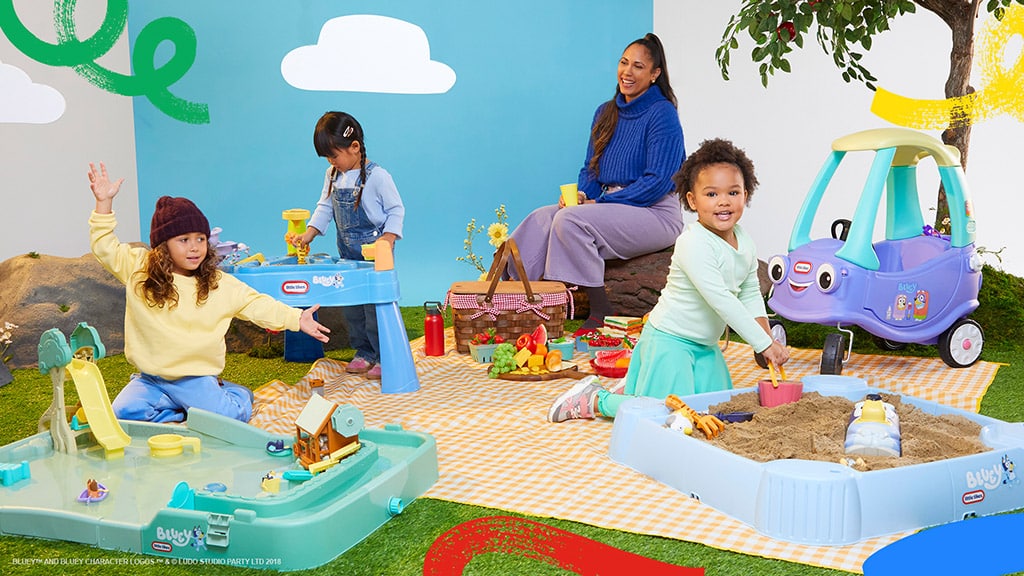 You are currently viewing Splash Into Spring with New Little Tikes Bluey Outside Playsets