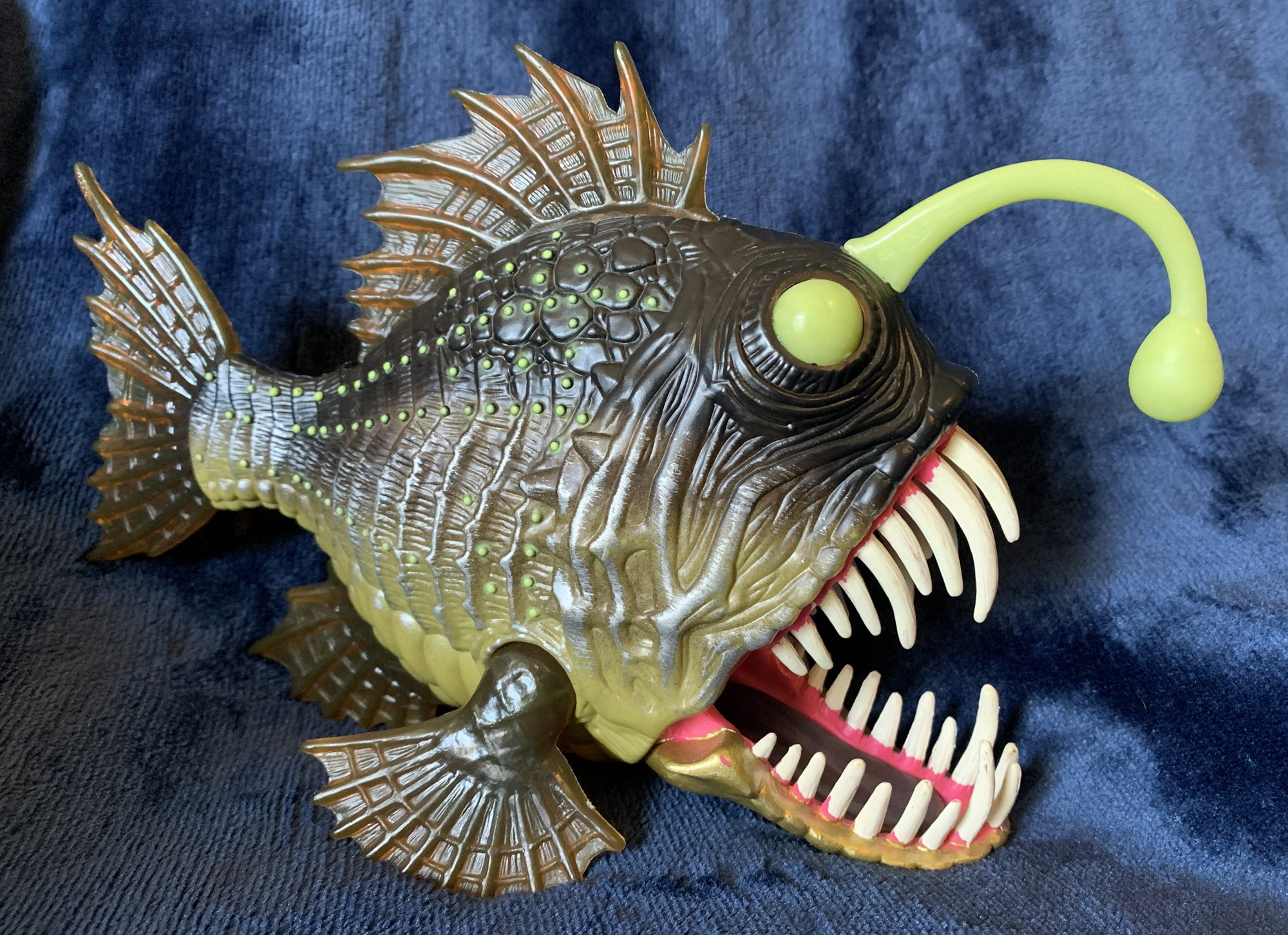 You are currently viewing Anglerfish (Chap Mei) – Animal Toy Weblog
